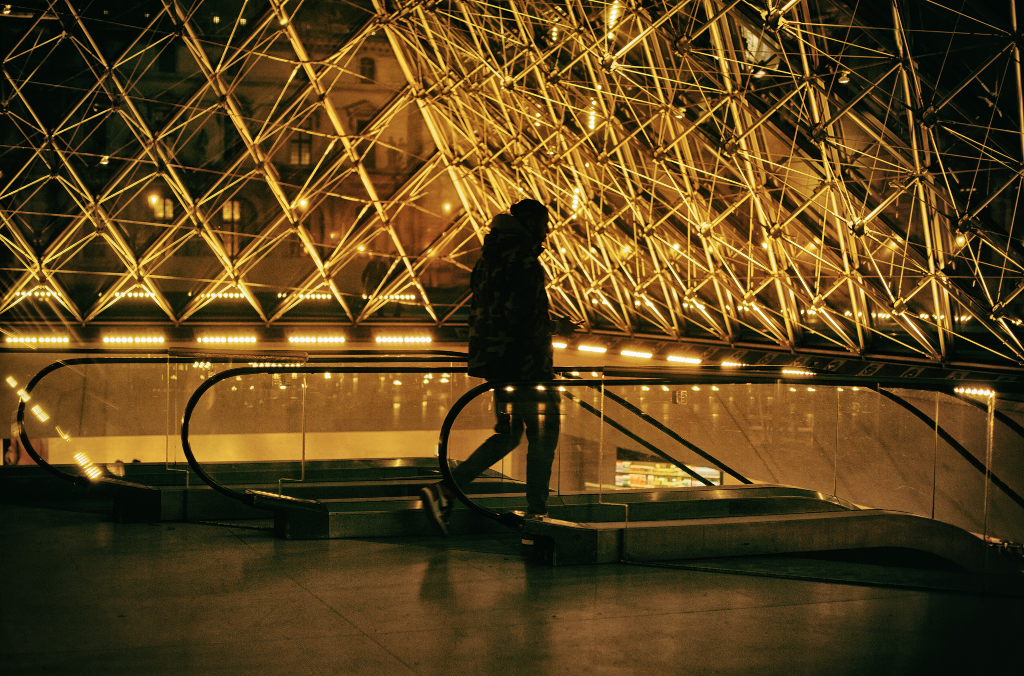 After in paris. Doko исполнитель.